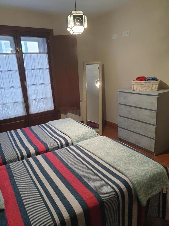 Apartamento Cine Colon Рибадео Экстерьер фото