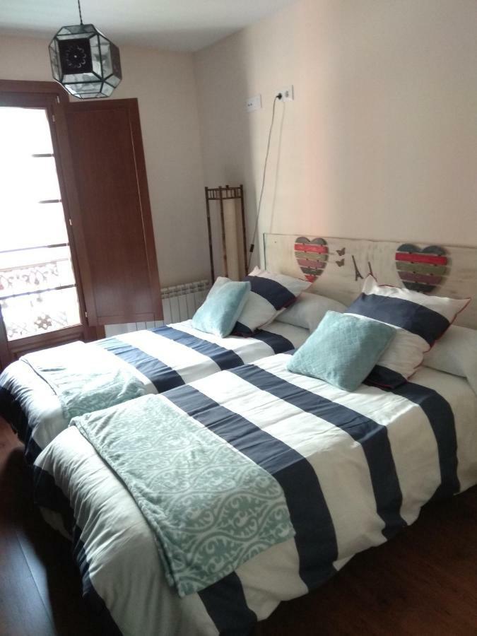 Apartamento Cine Colon Рибадео Экстерьер фото