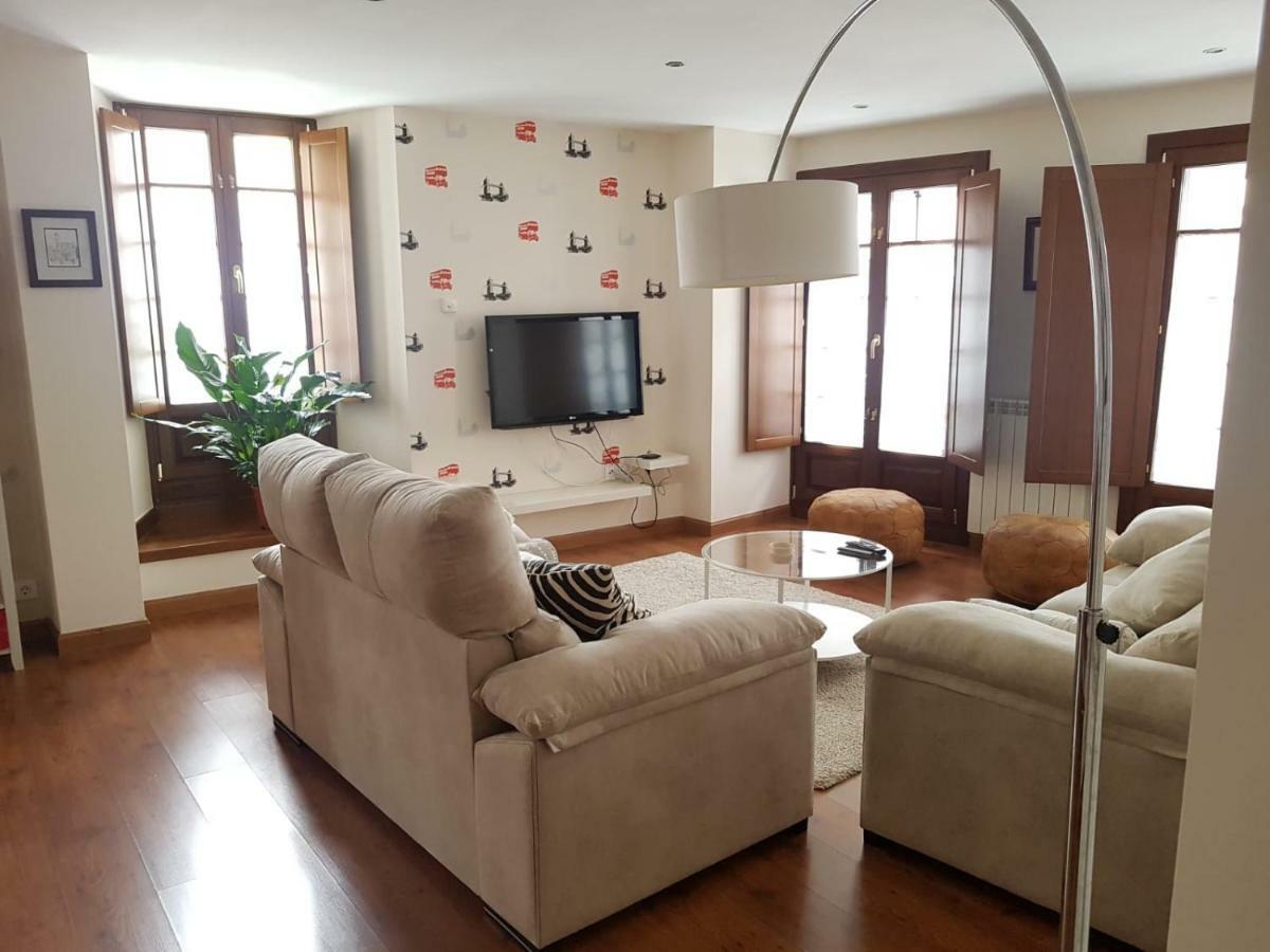 Apartamento Cine Colon Рибадео Экстерьер фото