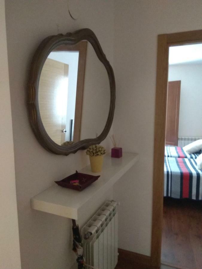 Apartamento Cine Colon Рибадео Экстерьер фото