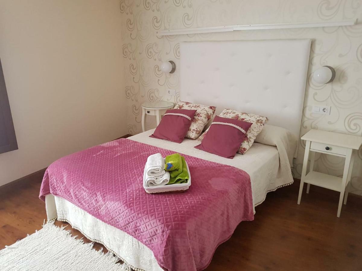 Apartamento Cine Colon Рибадео Экстерьер фото