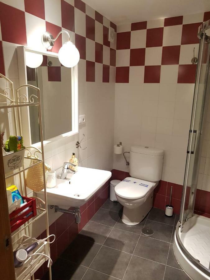 Apartamento Cine Colon Рибадео Экстерьер фото