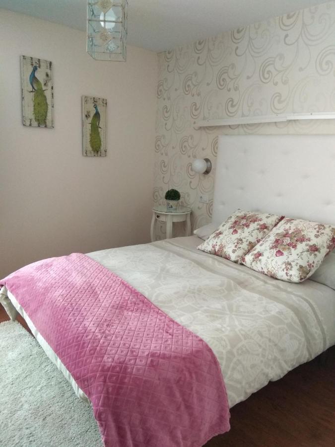 Apartamento Cine Colon Рибадео Экстерьер фото