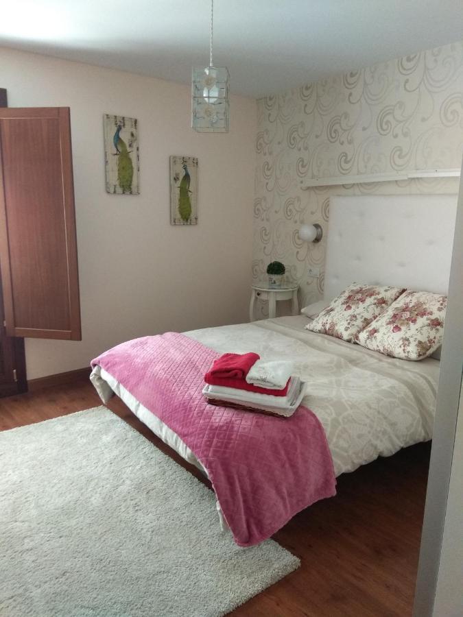 Apartamento Cine Colon Рибадео Экстерьер фото