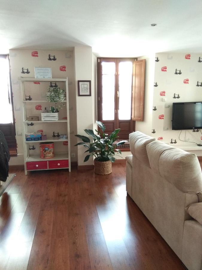 Apartamento Cine Colon Рибадео Экстерьер фото